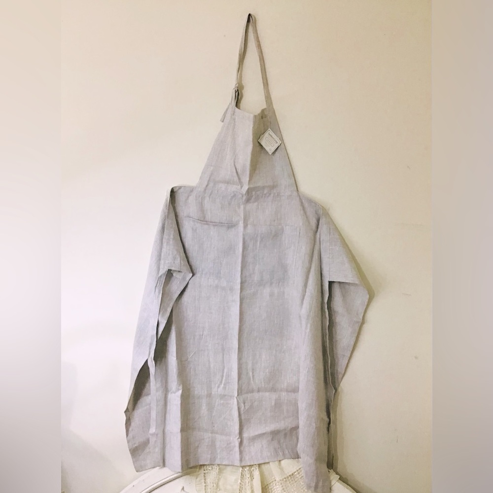 NWT Linen Full-Size Apron with Adjustable Neck Strap